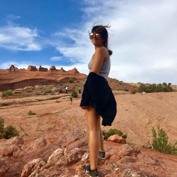 Meet your Posher, Christina - Picture 1 of 1